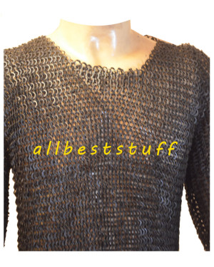 Flat Riveted Dense All Riveted Maille Small Chest 32