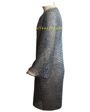 Medieval Maille Armour Small Dense Round Riveted Chest 52